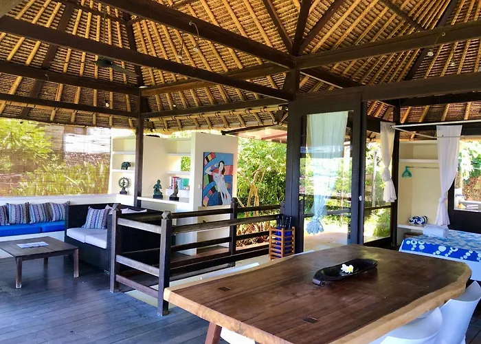 Villa Bloo Lagoon Eco Village