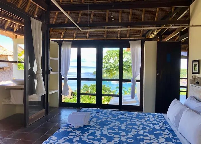 Villa Bloo Lagoon Eco Village *