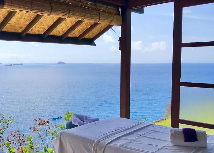 Villa Bloo Lagoon Eco Village *
