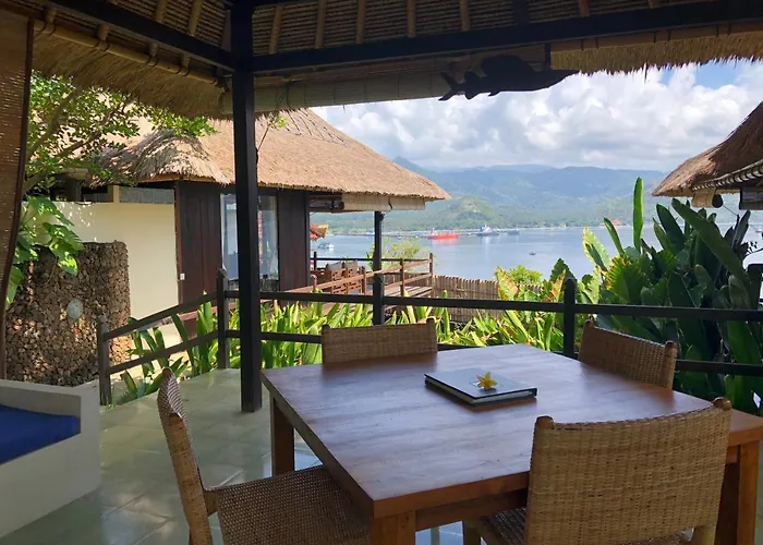 Villa Bloo Lagoon Eco Village *