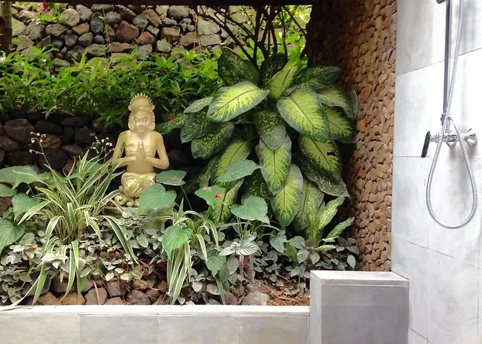 Bloo Lagoon Eco Village Villa